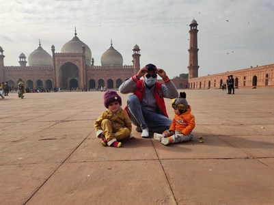 Babies at Badshahi mosque